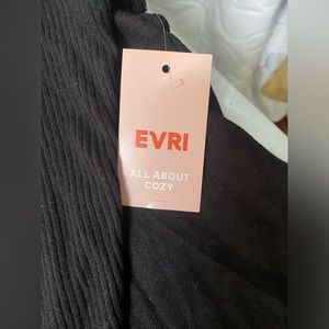 NWT EVRI Ribbed Knit Mineral Black Long Sleeve Shirt